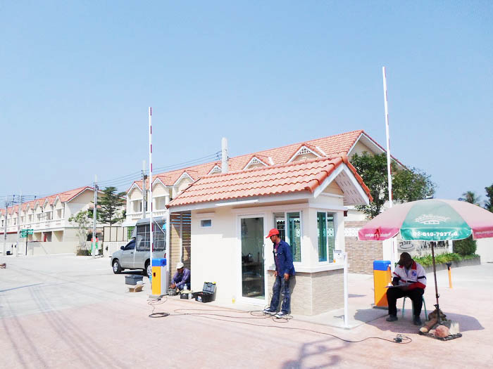 บริษัท แด็ด ออโต้ดอร์ จำกัด 